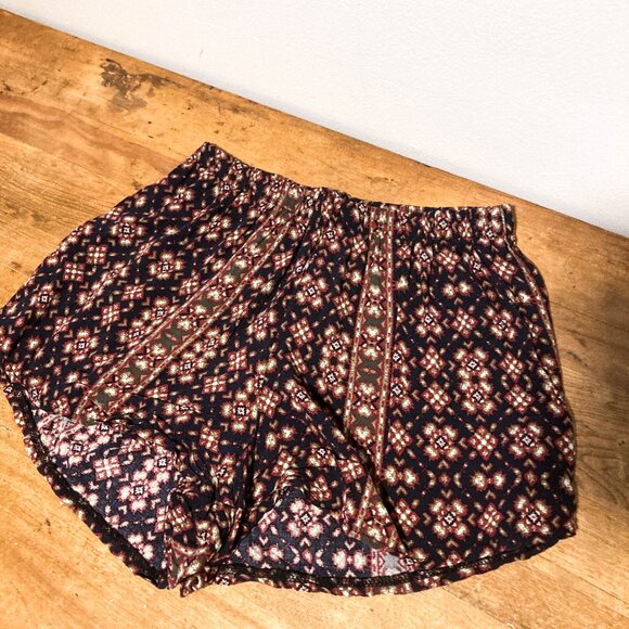 2 FOR $15 Brandy Melville Shorts - Picture 7 of 9
